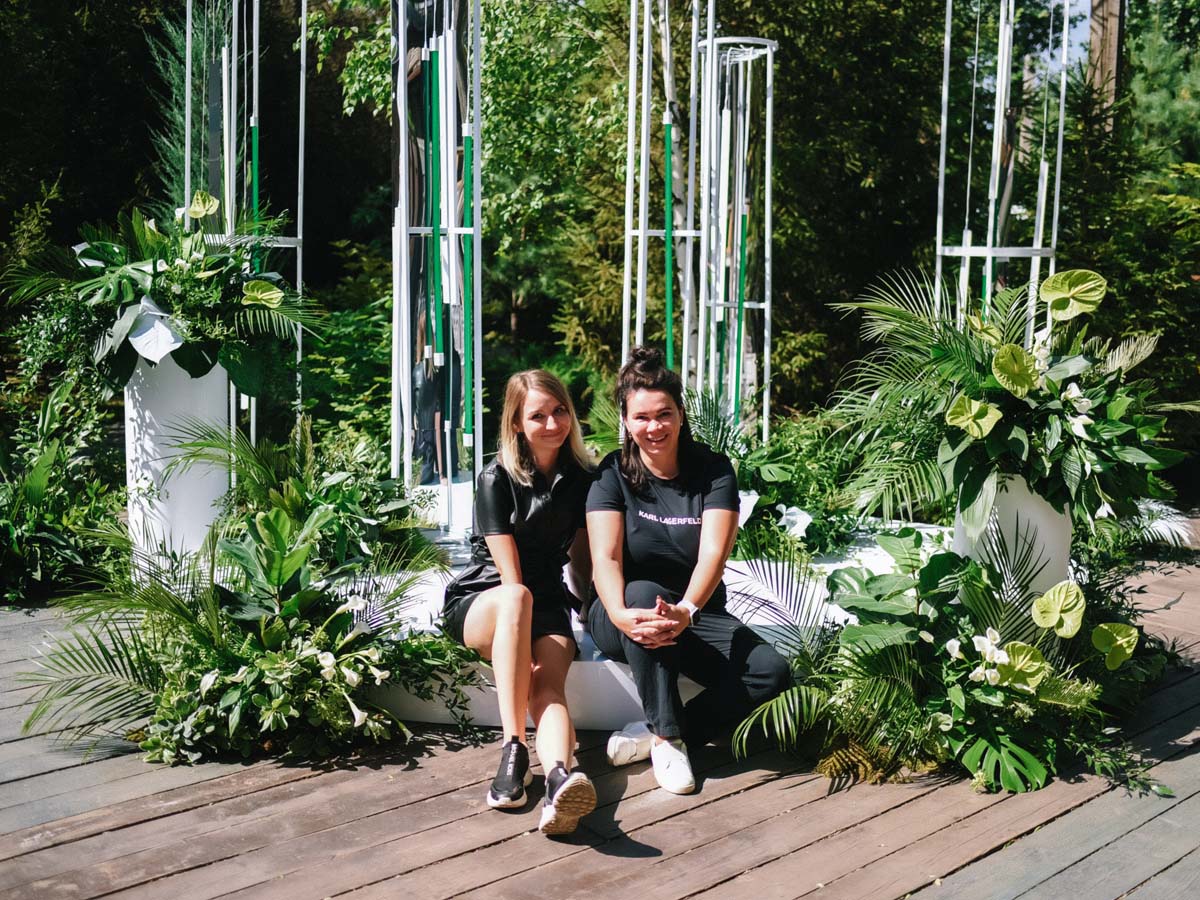 (117)
